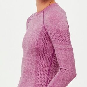 - FIGS Salta Bright Fuchsia technical under scrub
New sealed
